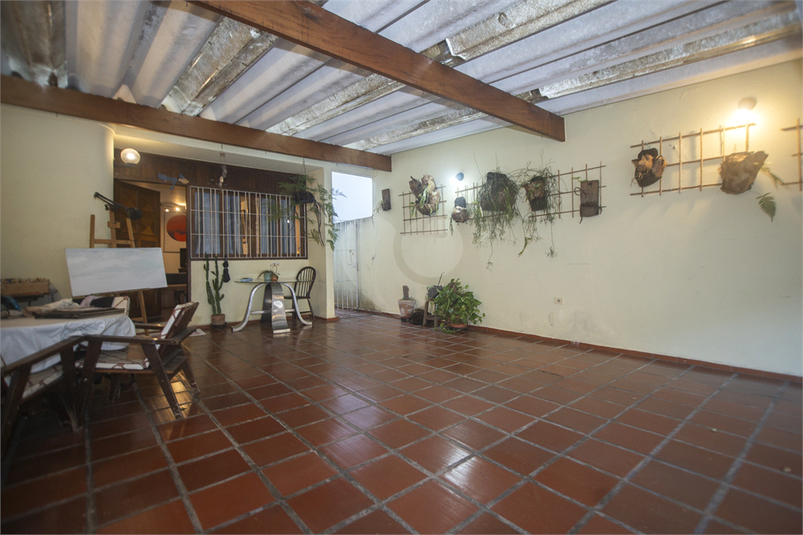 Foto REO1104592