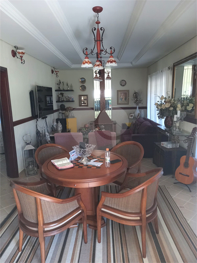 Foto REO1104618