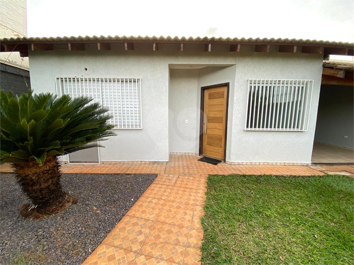 Foto REO1104624