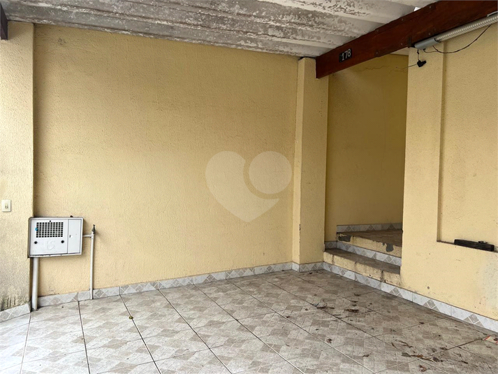 Foto REO1104635
