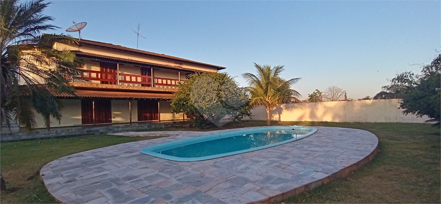 Foto REO1104638