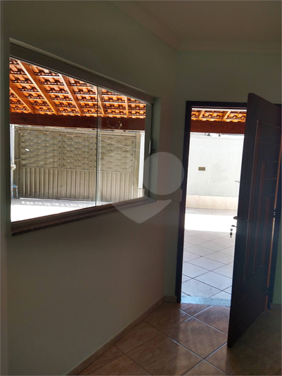 Foto REO1104643