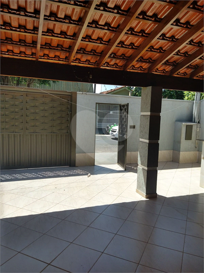 Foto REO1104643