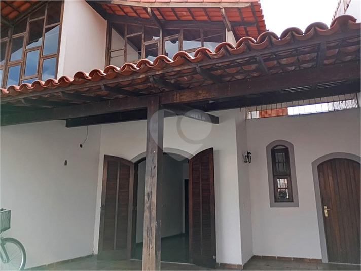 Foto REO1104649