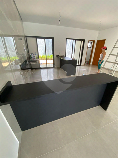 Foto REO1104657
