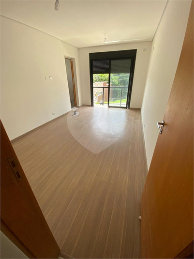Foto REO1104657