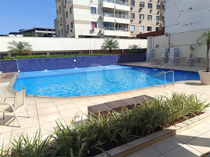 Foto REO1104670