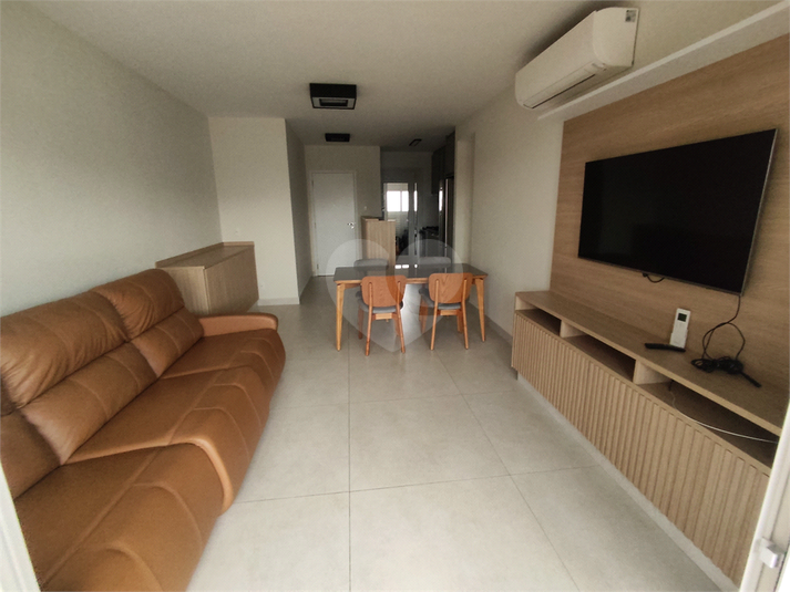 Foto REO1104683