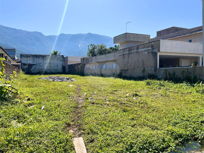 Foto REO1104690