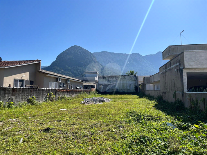 Foto REO1104690