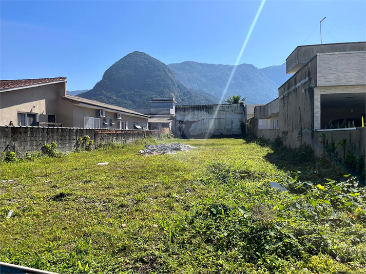 Foto REO1104690