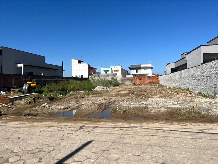 Foto REO1104703