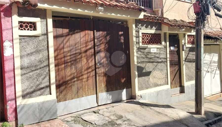 Foto REO1104708