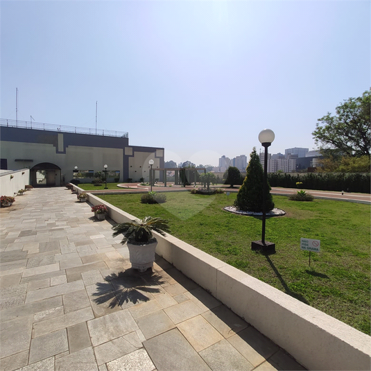 Foto REO1104724