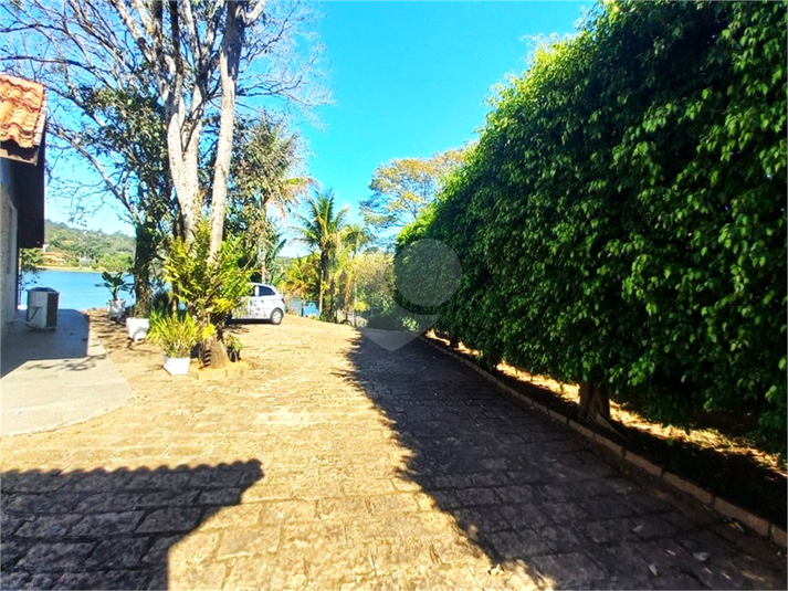 Foto REO1104726