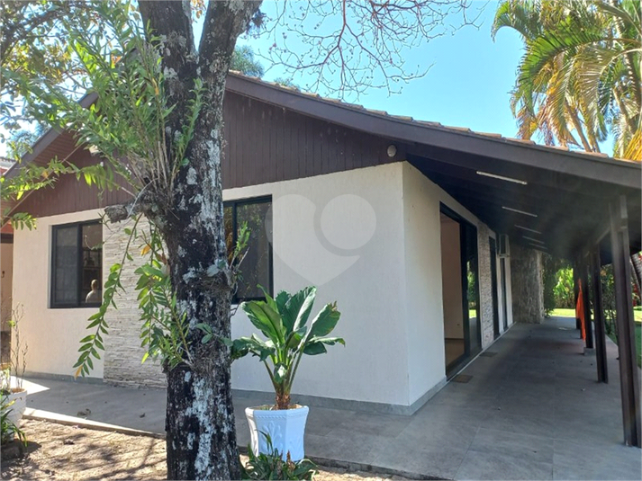 Foto REO1104726