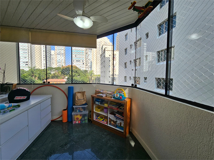 Foto REO1104727