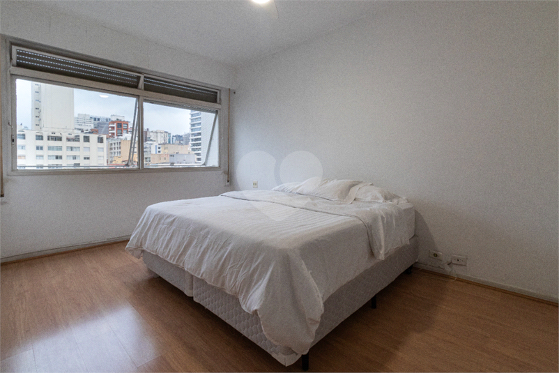 Foto REO1104755