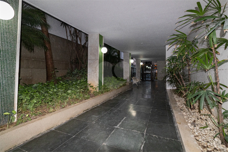 Foto REO1104755