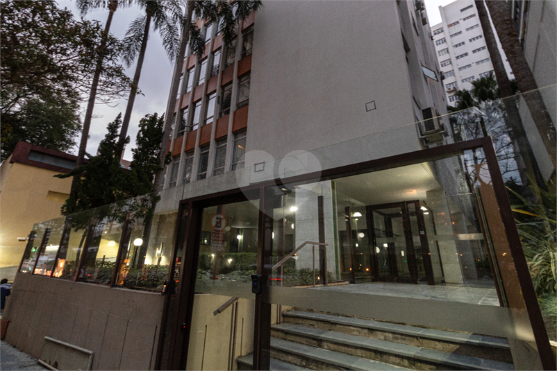 Foto REO1104755