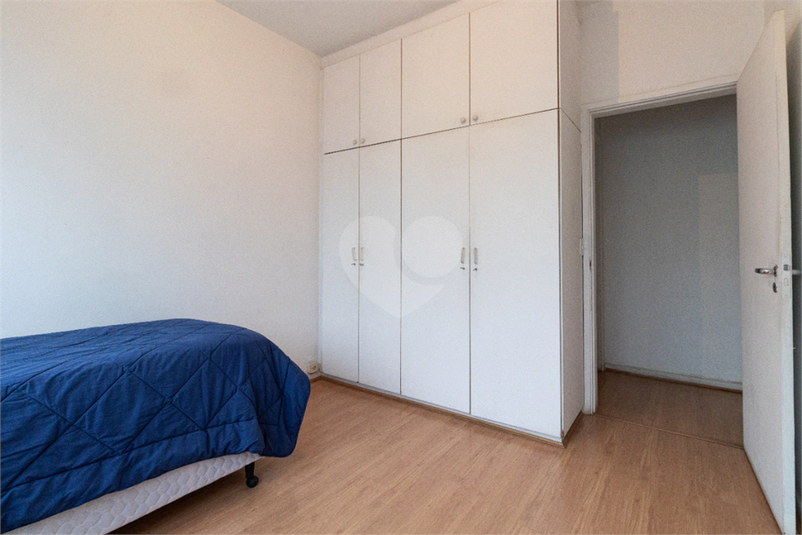 Foto REO1104755