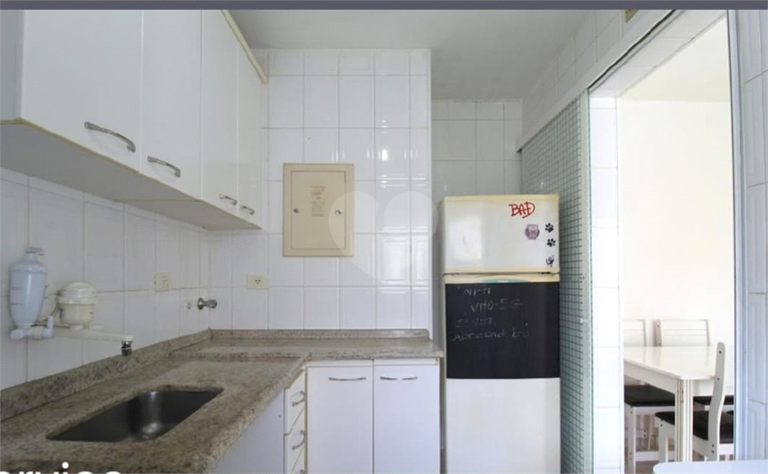 Foto REO1104800