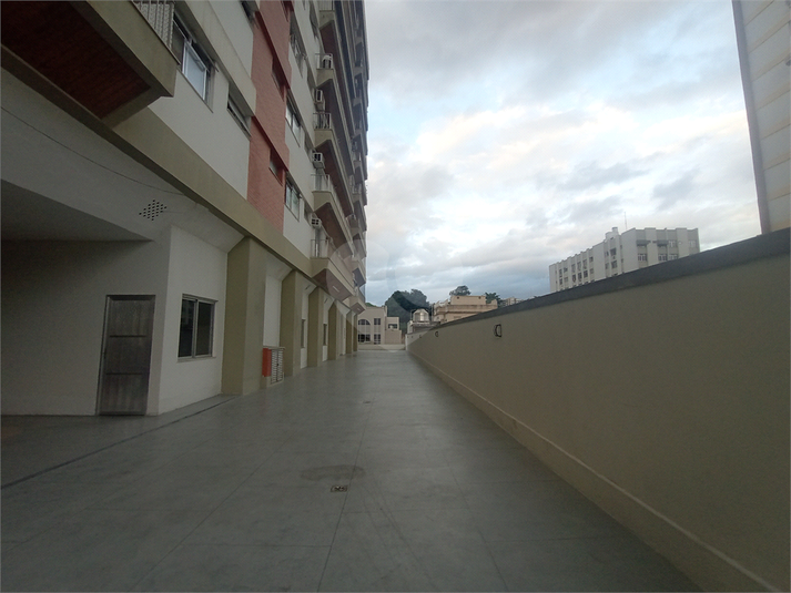 Foto REO1104801