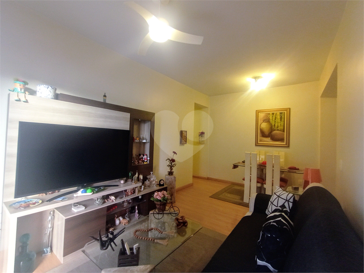 Foto REO1104801