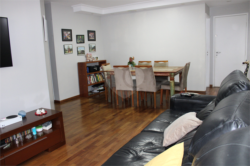 Foto REO1104814