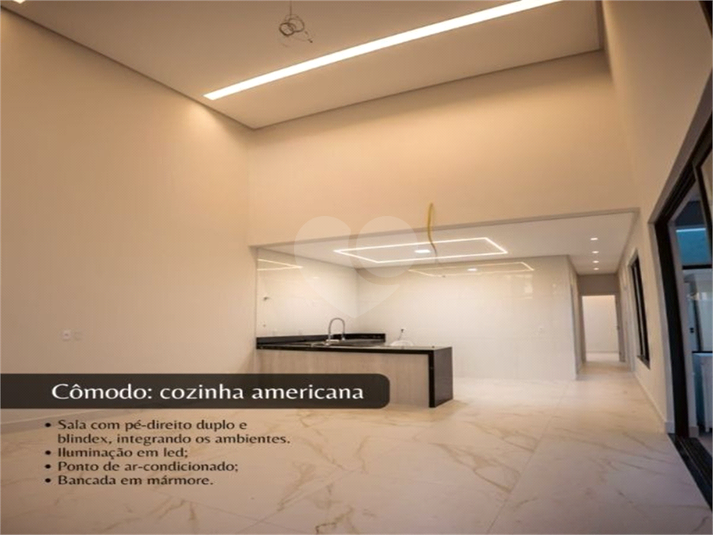 Foto REO1104829