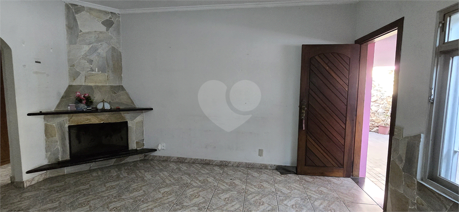 Foto REO1104831