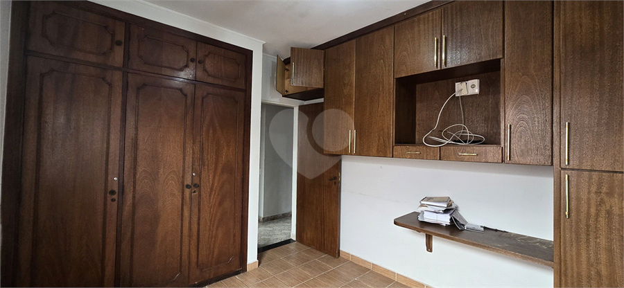 Foto REO1104831