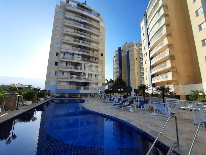 Foto REO1104843