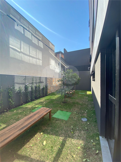 Foto REO1104844