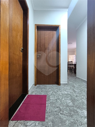 Foto REO1104846