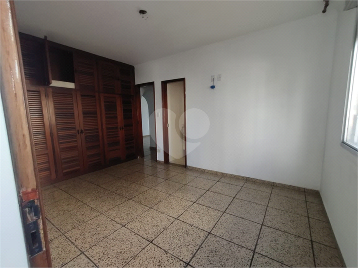 Foto REO1104852