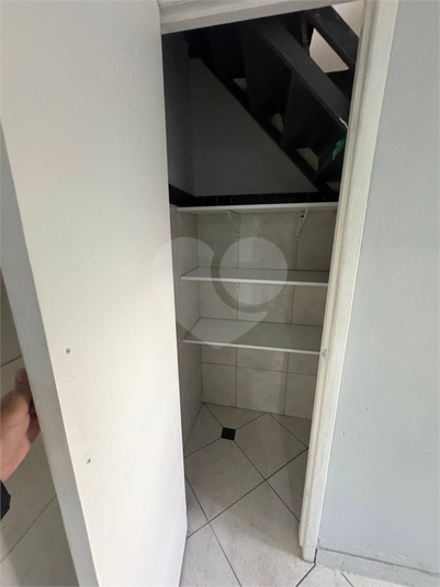 Foto REO1104854