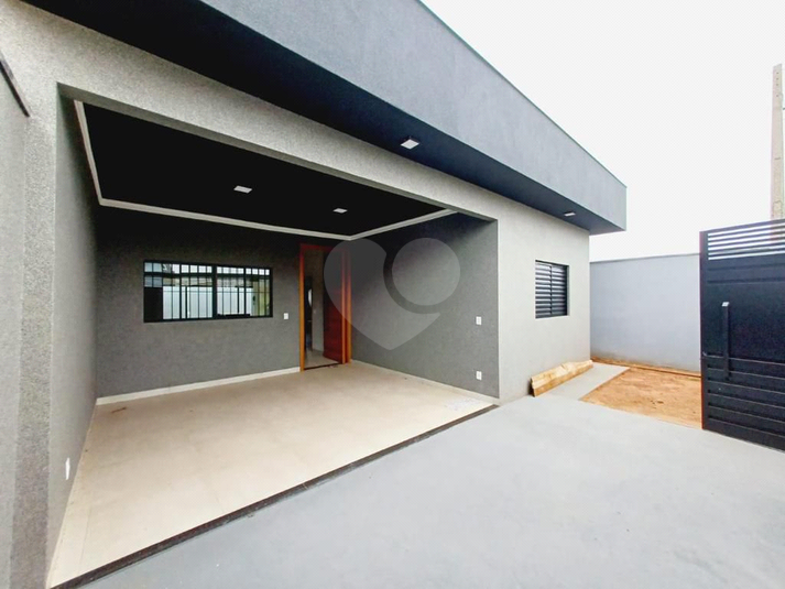 Foto REO1104860