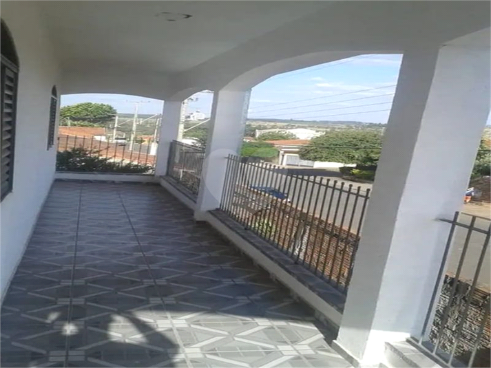 Foto REO1104862