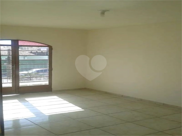 Foto REO1104862