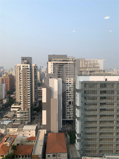 Foto REO1104867