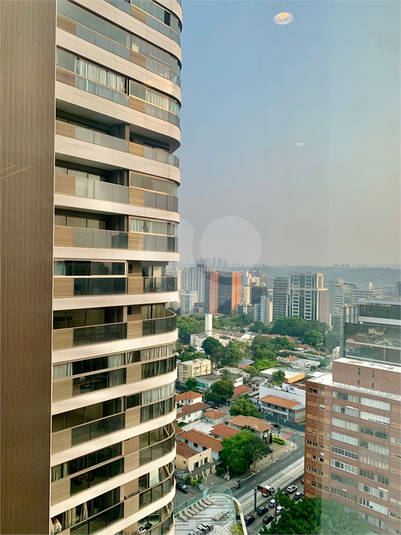 Foto REO1104867