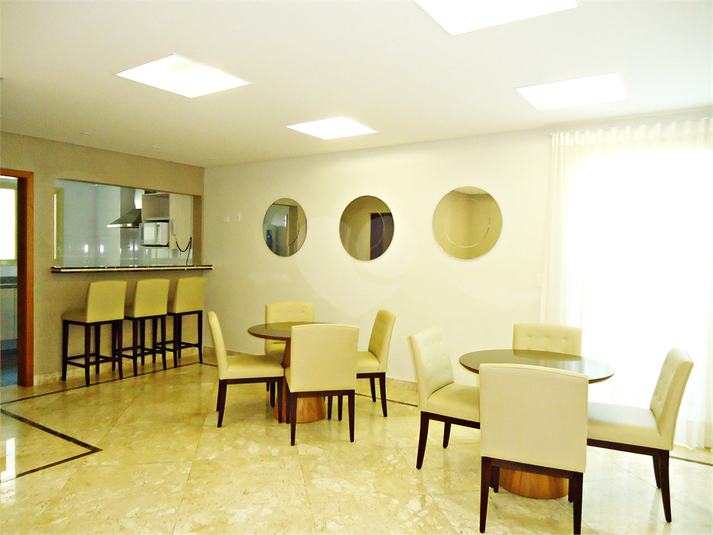 Foto REO1104868