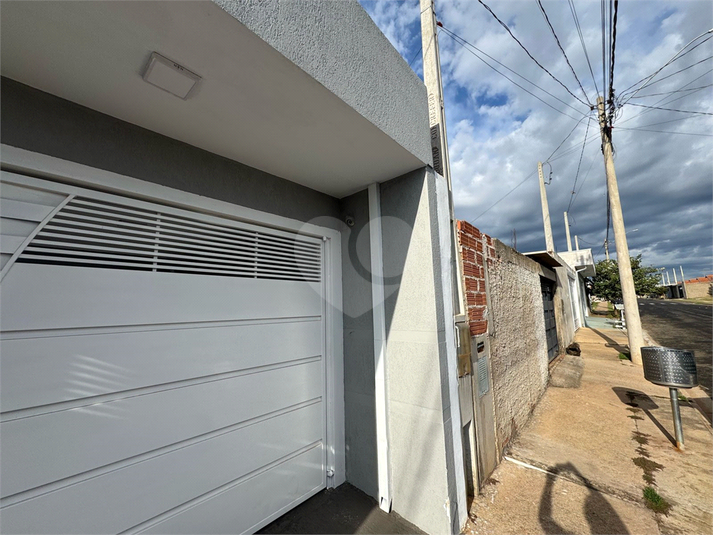 Foto REO1104870