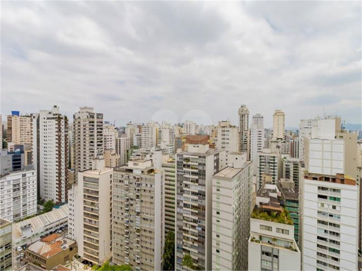 Foto REO1104873