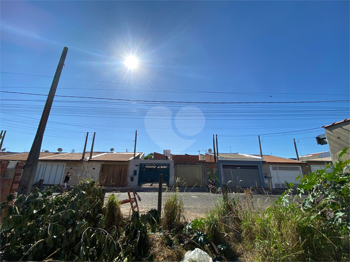 Foto REO1104879