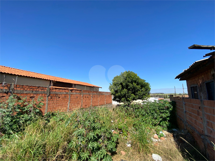 Foto REO1104879