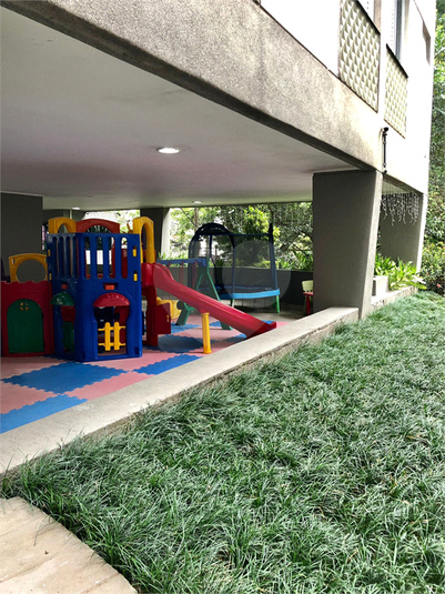 Foto REO1104901