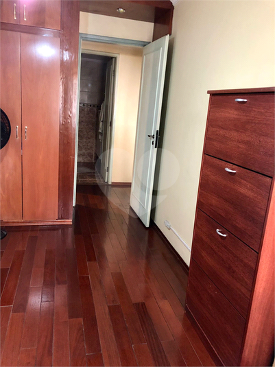 Foto REO1104901