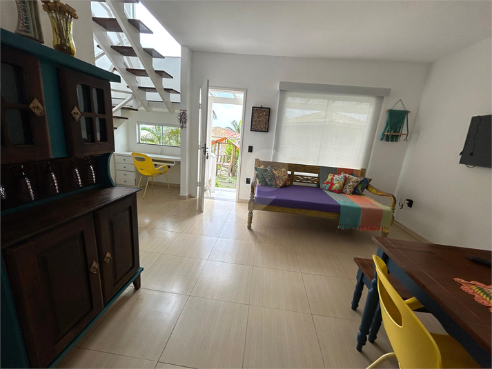 Foto REO1104910